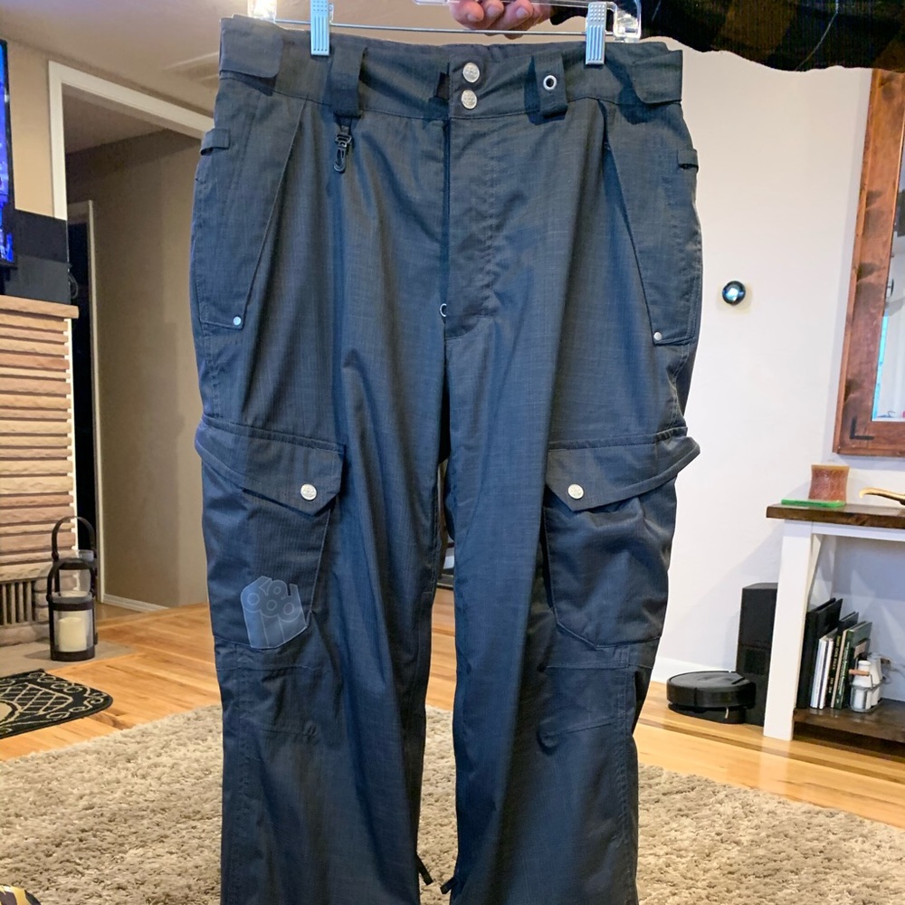 Men’s 686 snow pants